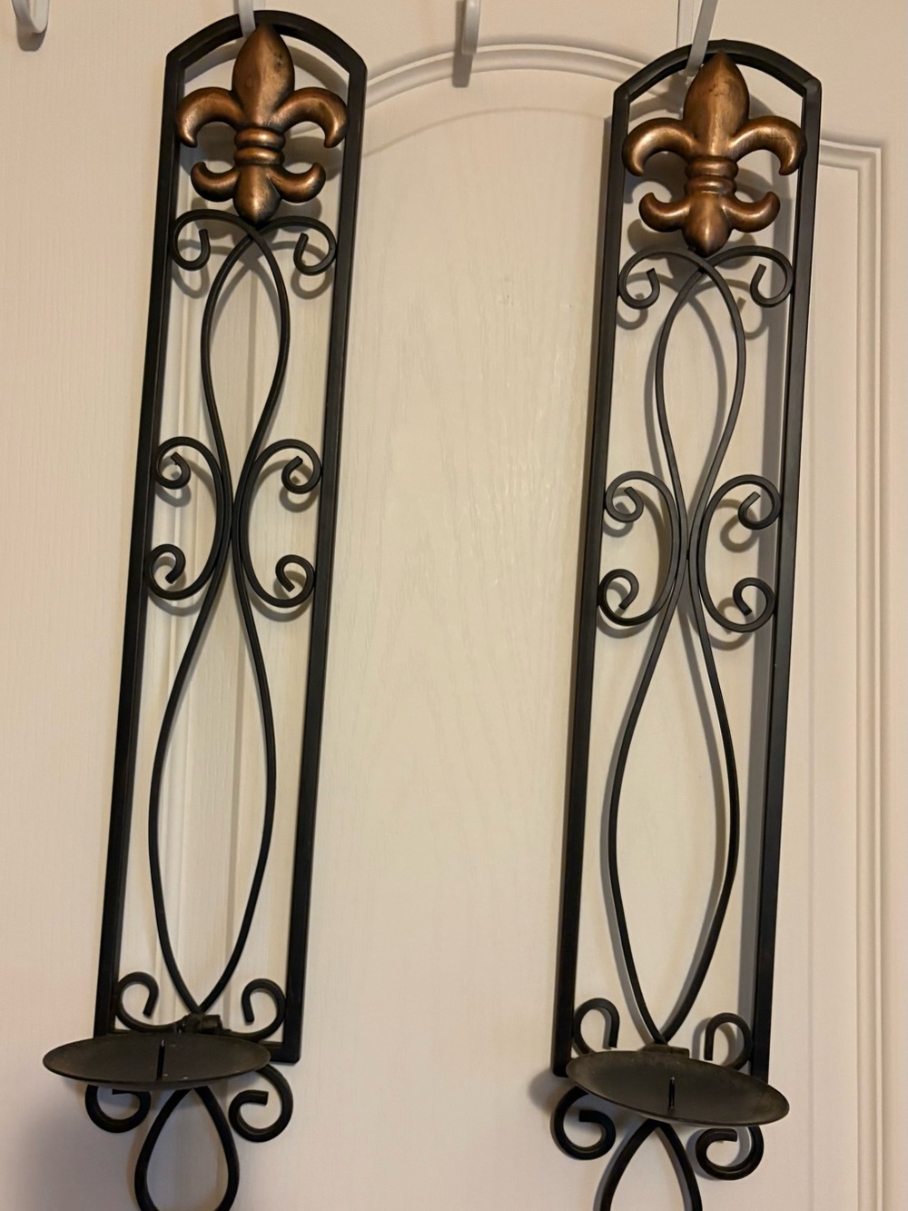Metal Fleur-de-Lis Wall Sconce Pair in Black and Antique Gold - Brand